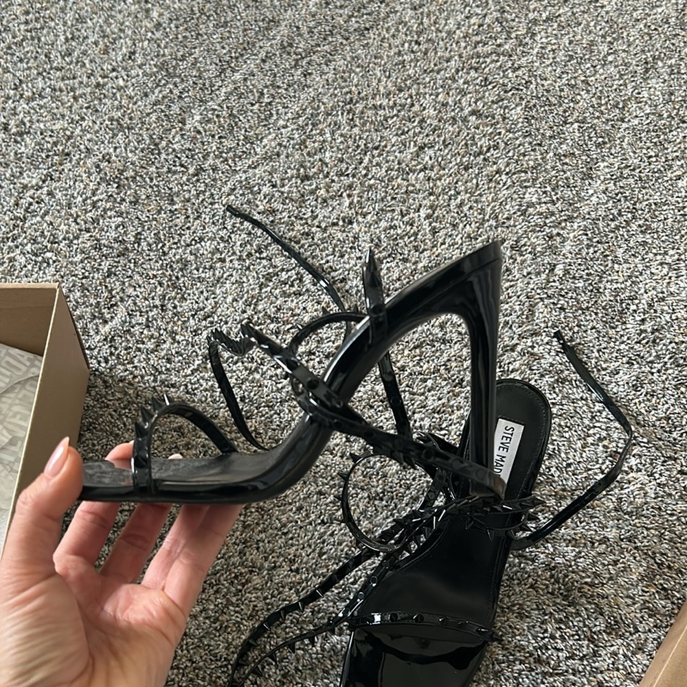 Steve Madden spiked sandals - Picture 2 of 8